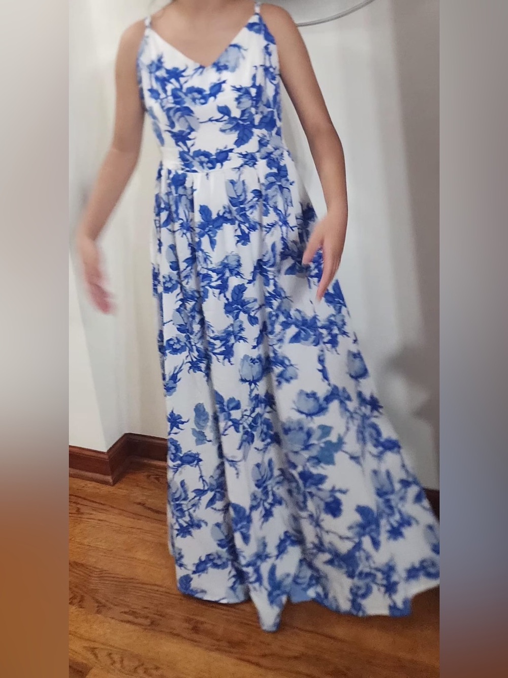 SHEIN White Maxi Skirt with Blue Floral Print
